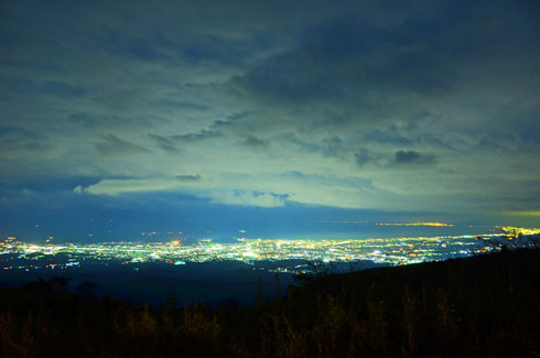 箱根・芦ノ湖スカイラインの夜景