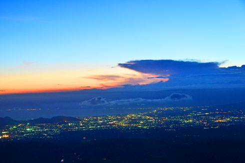 伊豆スカイラインの夜景
